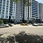 Boutique Magenta Gold Apartment